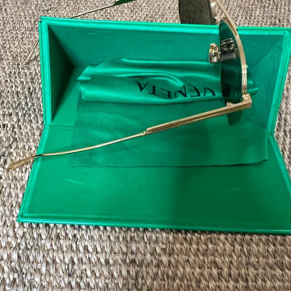 BOTTEGA VENETA Aviator Sunglasses WOMENS - Picture 6 of 7